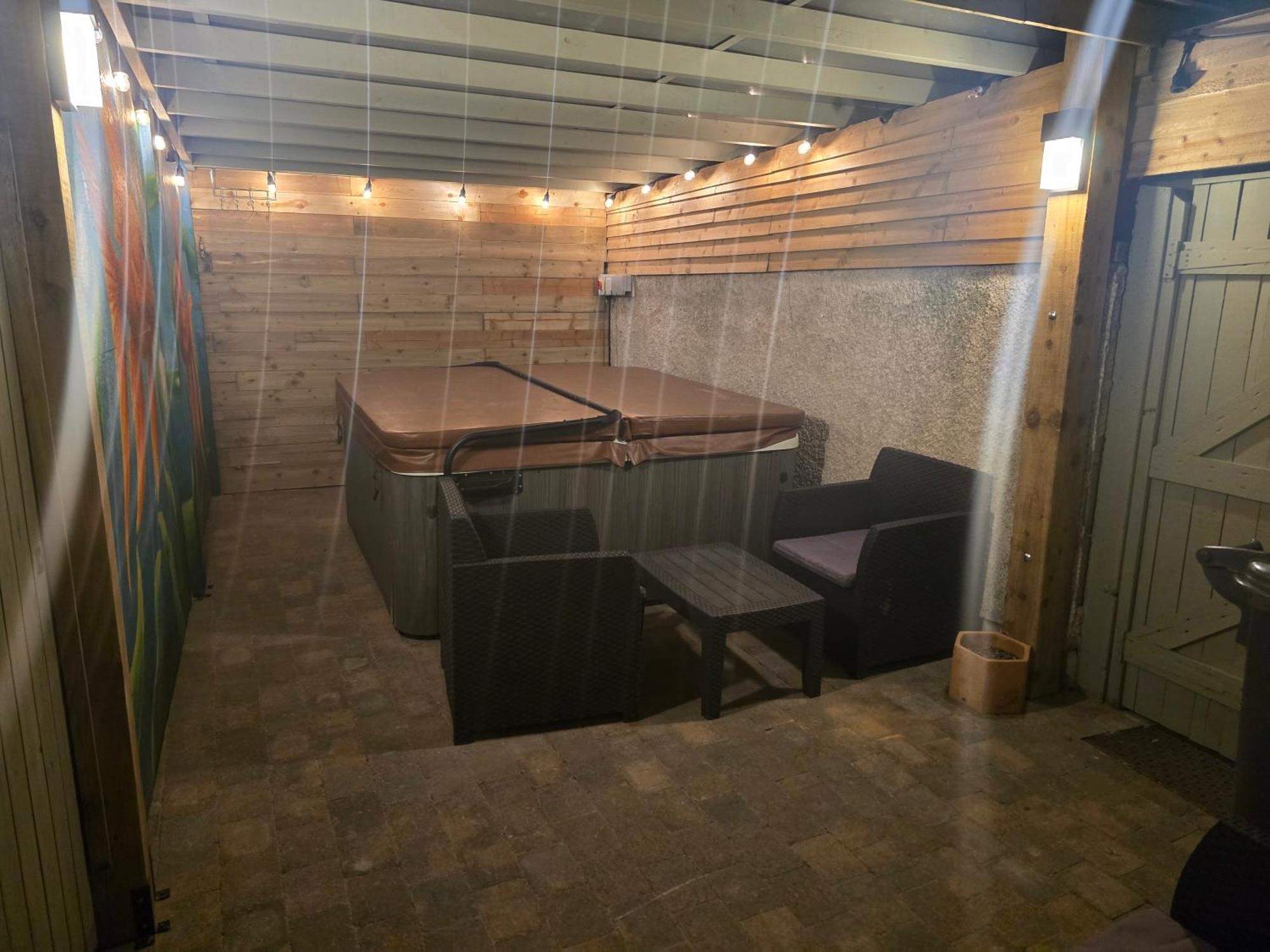 Eden Rose Cottage Hot-Tub Jacuzzi Morecambe-Bay Exteriér fotografie